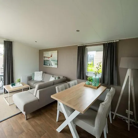 Modern With Dishwasher Near Markermeer Bovenkarspel