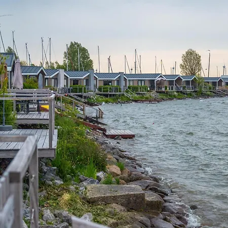 Modern With Dishwasher Near Markermeer Chalet *