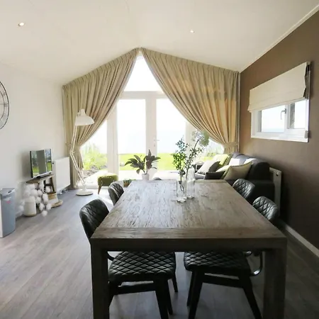 Modern With Dishwasher Near Markermeer Bovenkarspel