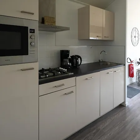 Modern With Dishwasher Near Markermeer